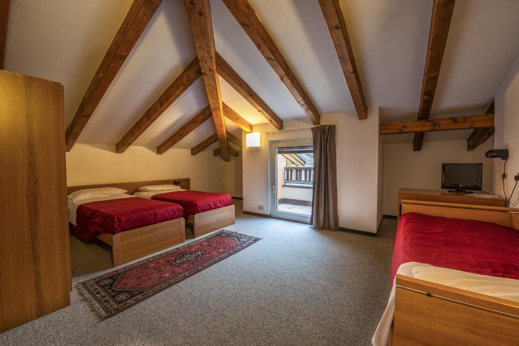 Hotel Drago Mezzocorona Pokoj fotografie