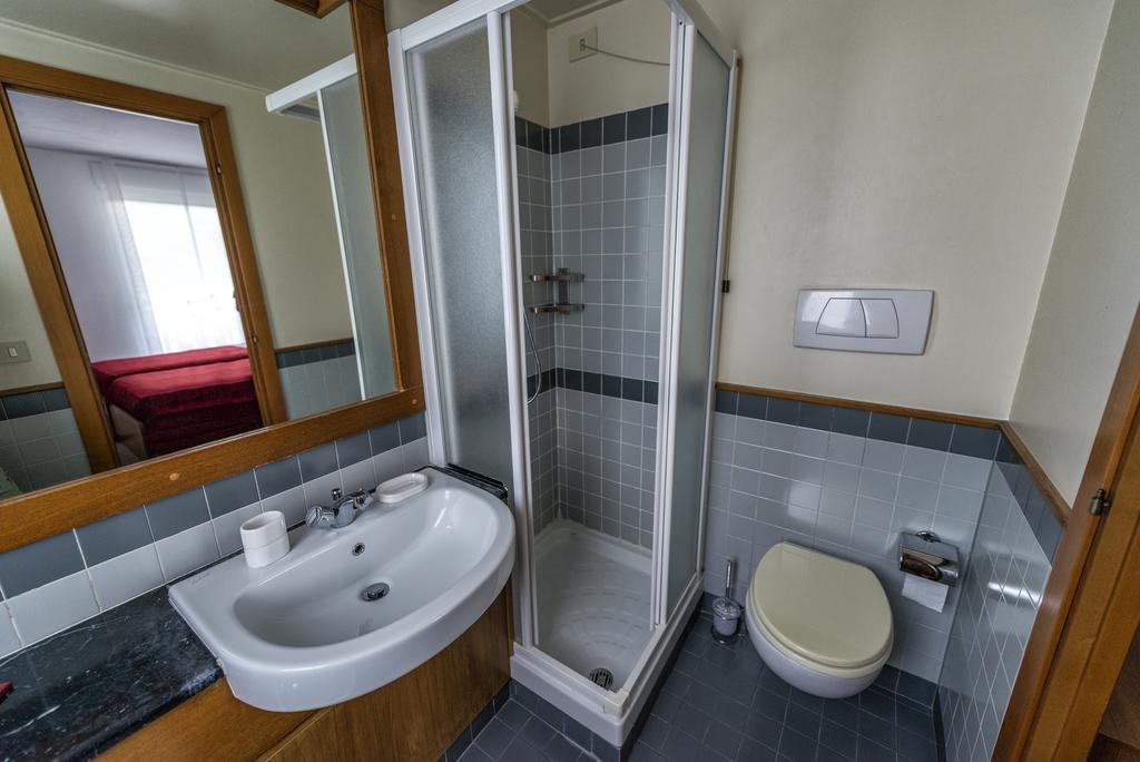 Hotel Drago Mezzocorona Pokoj fotografie